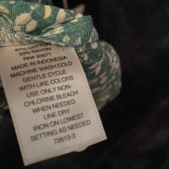 NWT A.n.a green floral top xxl - Picture 3 of 4